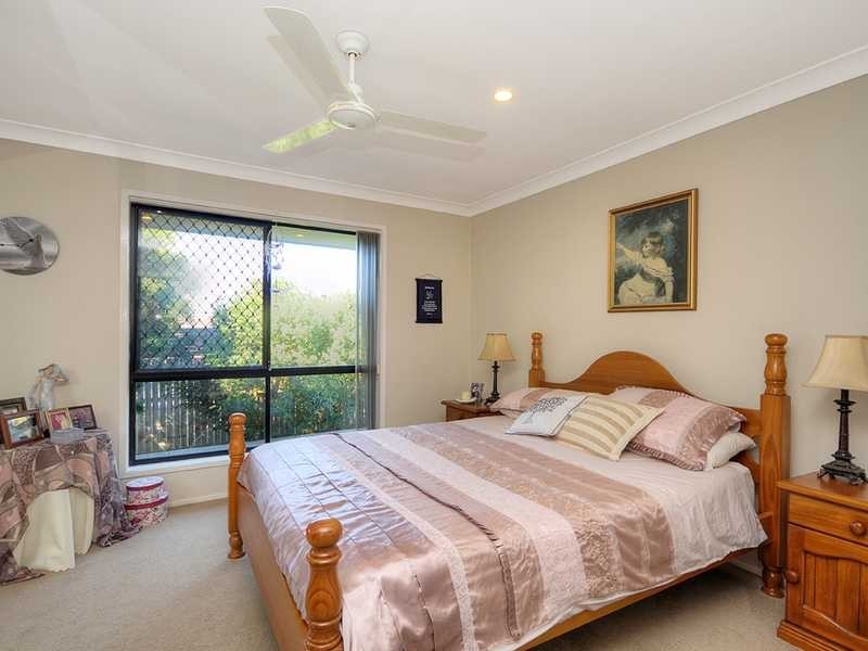 1/32 Bushgum Crt, Upper Coomera QLD 4209