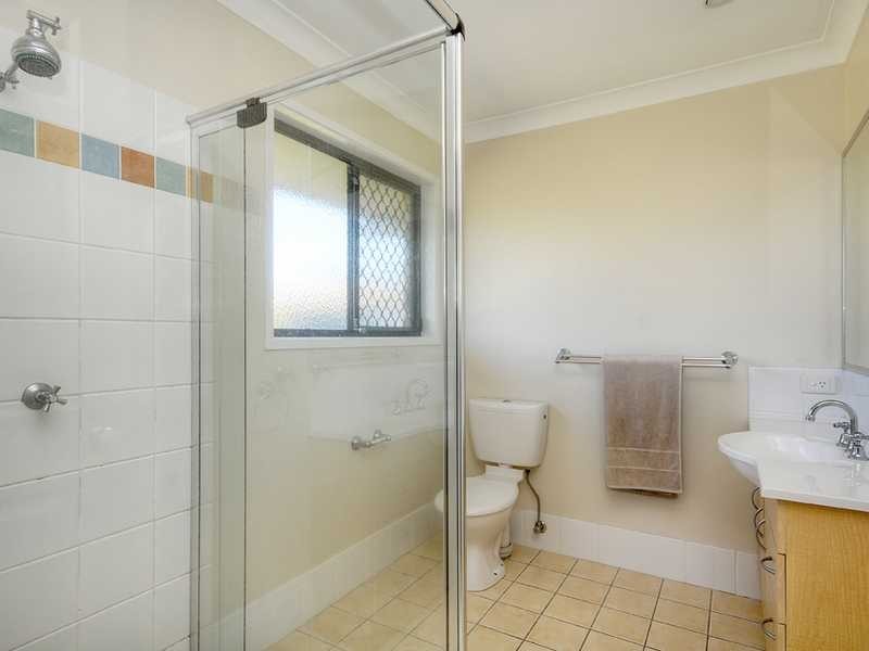 1/32 Bushgum Crt, Upper Coomera QLD 4209