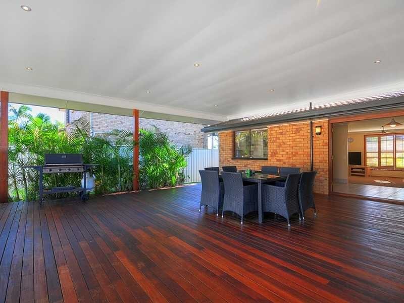 6 Seriema Street, Burleigh Waters QLD 4220