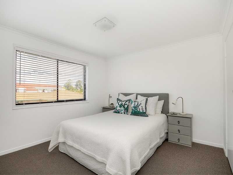 7/14 Brett Avenue, Labrador QLD 4215