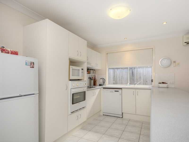 25 Pristine Circuit, Varsity Lakes QLD 4227