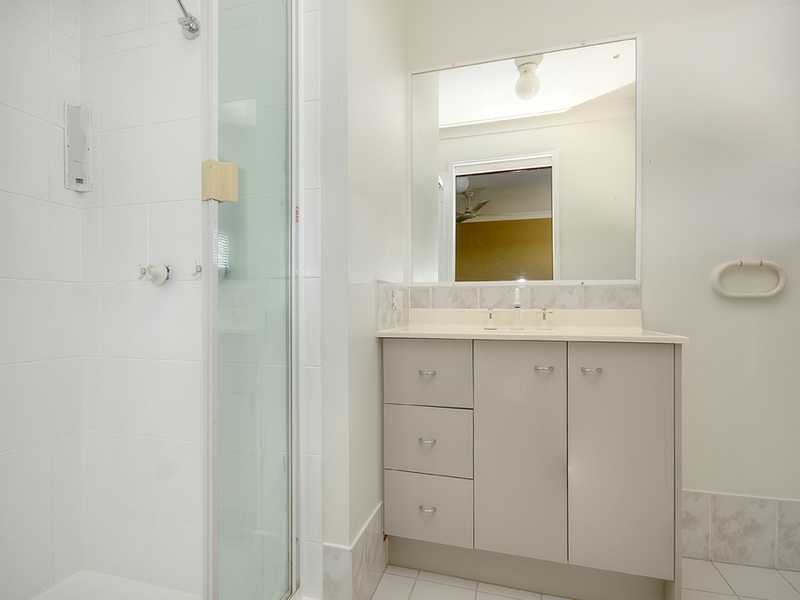 7 Serafina Drive, Helensvale QLD 4212