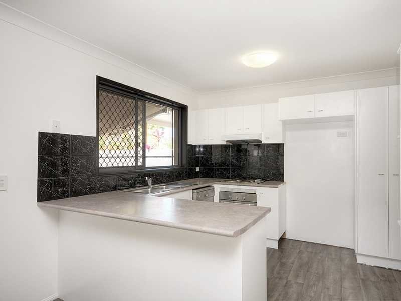 7 Serafina Drive, Helensvale QLD 4212