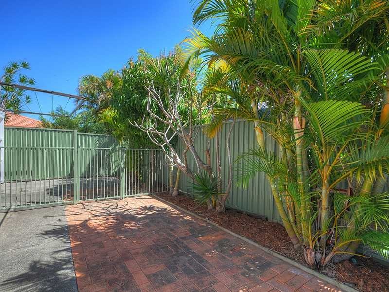 13 Pintail Cr, Burleigh Waters QLD 4220