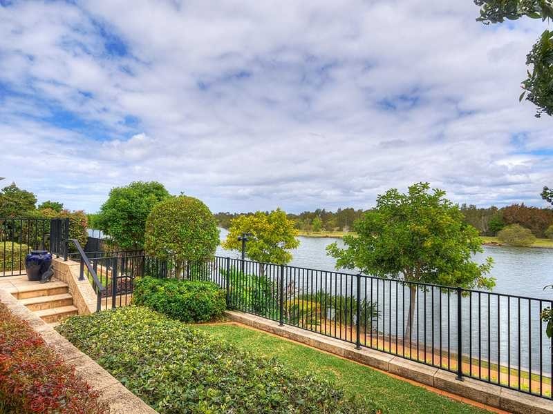 3066 Quay Drive South, Carrara QLD 4211