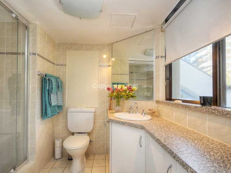 5-5 Enderley Avenue, Surfers Paradise QLD 4217