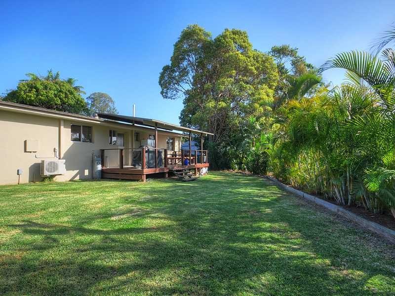 4 Wattle Street, Varsity Lakes QLD 4227