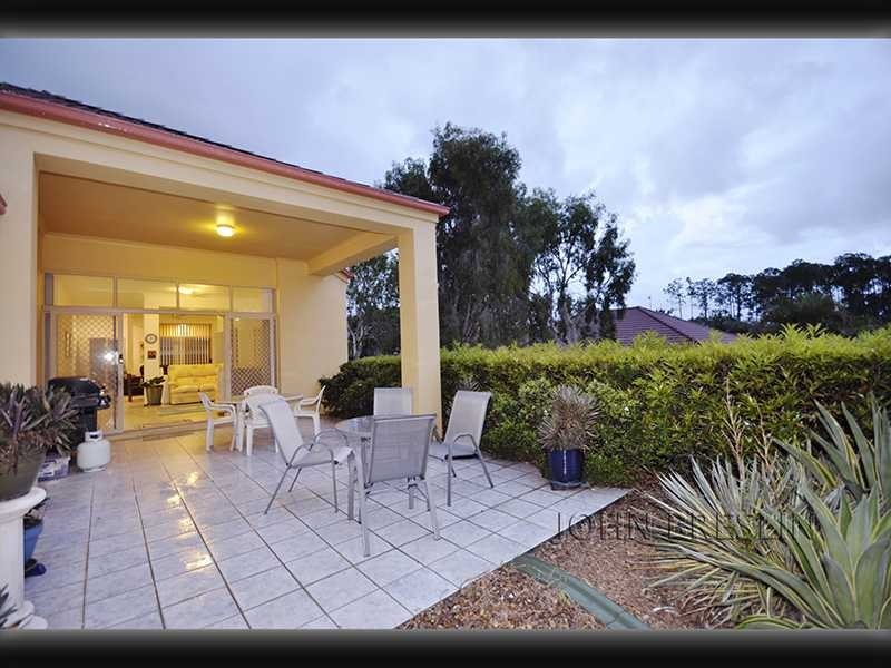 24 Hillridge Crescent, Varsity Lakes QLD 4227