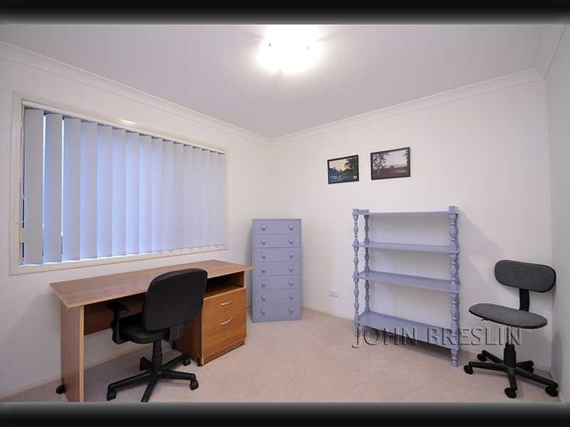 24 Hillridge Crescent, Varsity Lakes QLD 4227