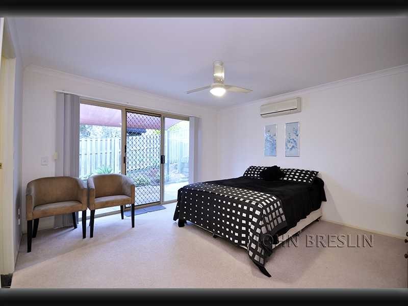 24 Hillridge Crescent, Varsity Lakes QLD 4227