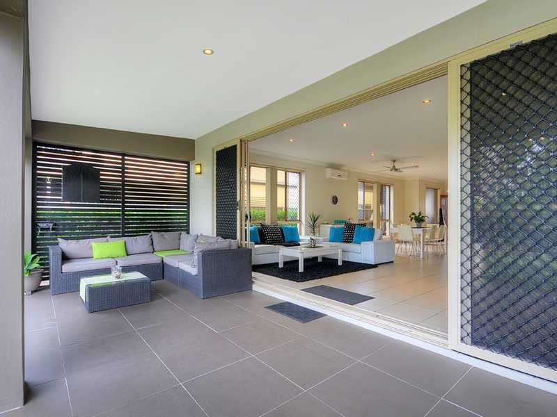 20 Chip In Place, Helensvale QLD 4212