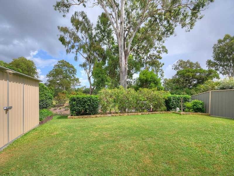20 Chip In Place, Helensvale QLD 4212