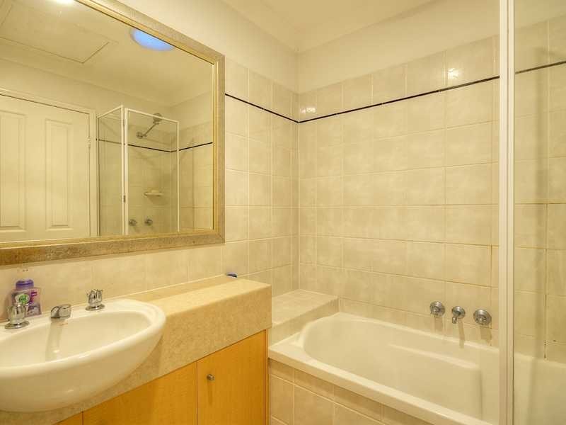 237/64 Gilston Road, Nerang QLD 4211