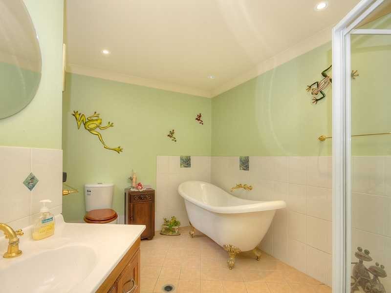 28 BRADMAN DRIVE, Currumbin Valley QLD 4223