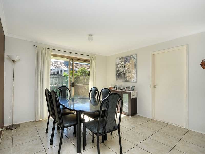 24 Southlake Drive, Varsity Lakes QLD 4227