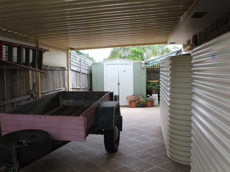 2/2 Columbia Street, Oxenford QLD 4210