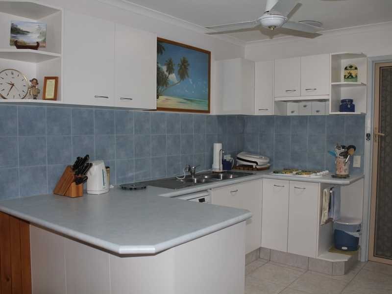 2/2 Columbia Street, Oxenford QLD 4210