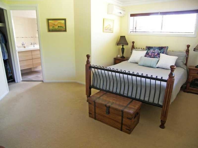254 WELLINGTON STREET, Ormiston QLD 4160