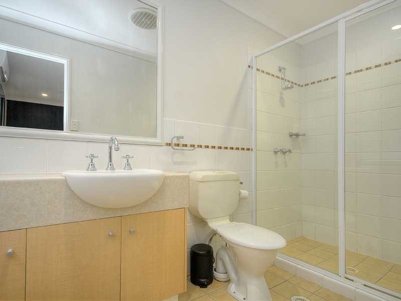 217/64 Gilston Road, Nerang QLD 4211