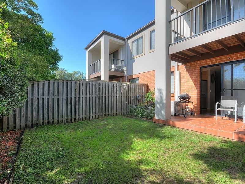 217/64 Gilston Road, Nerang QLD 4211