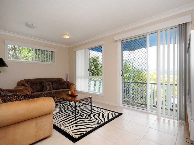55 Jarrahdale Dr, Elanora QLD 4221