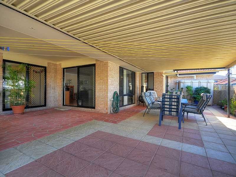 2 Marriott Way, Highland Park QLD 4211