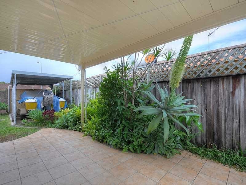2/20 Bluemoon Close, Burleigh Waters QLD 4220