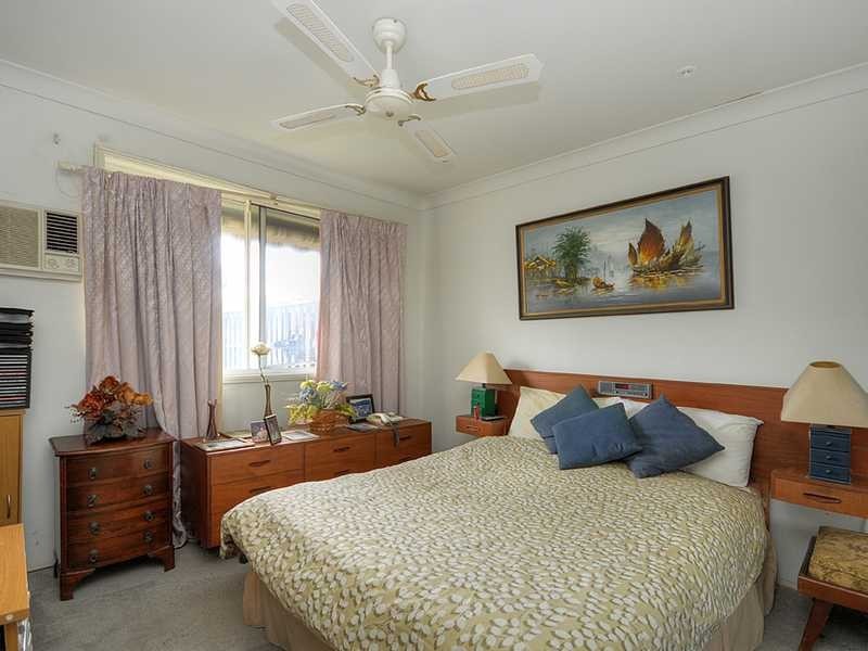 2/20 Bluemoon Close, Burleigh Waters QLD 4220