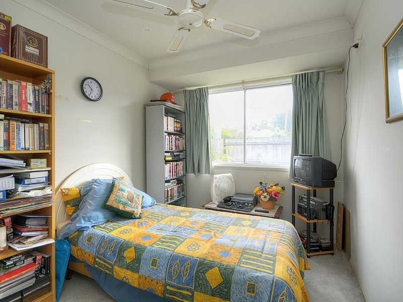 2/20 Bluemoon Close, Burleigh Waters QLD 4220