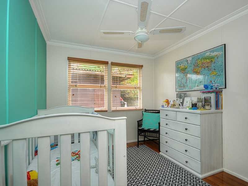 95 Tabilban Street, Burleigh Heads QLD 4220