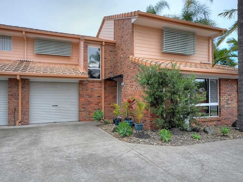 8/267 Christine Avenue, Varsity Lakes QLD 4227