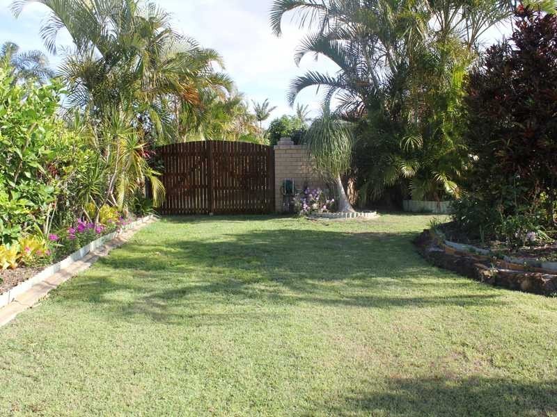 42 Razorbill Street, Burleigh Waters QLD 4220