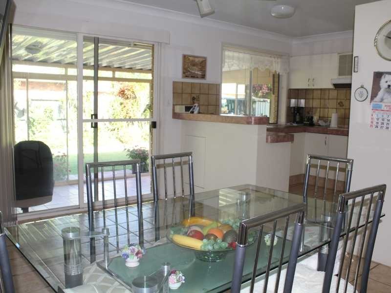 42 Razorbill Street, Burleigh Waters QLD 4220