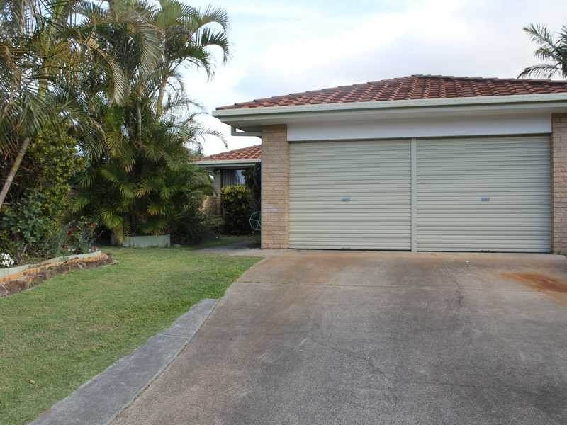 42 Razorbill Street, Burleigh Waters QLD 4220