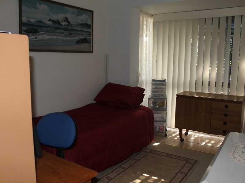 42 Razorbill Street, Burleigh Waters QLD 4220