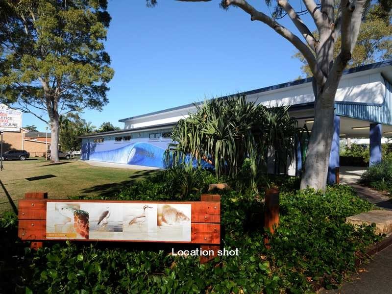 2/50 Oceanic Drive, Mermaid Waters QLD 4218