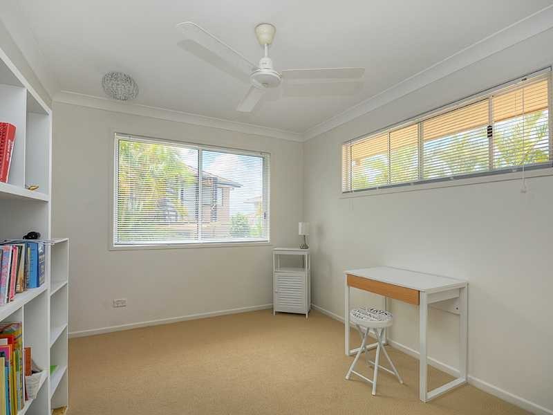 3 Ardrossan Place, Highland Park QLD 4211