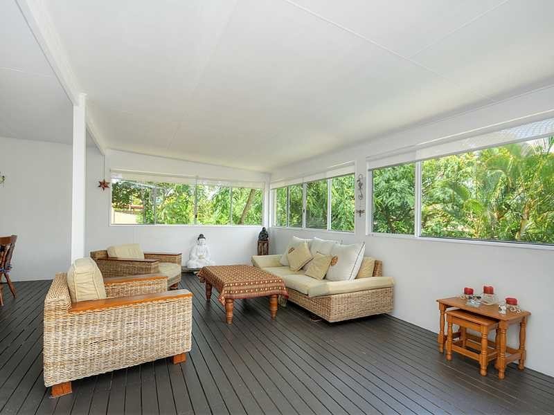 5 Ardrossan Place, Highland Park QLD 4211