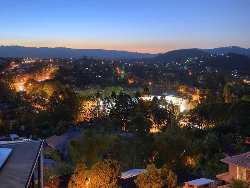 5 Allardyce Crescent, Pacific Pines QLD 4211