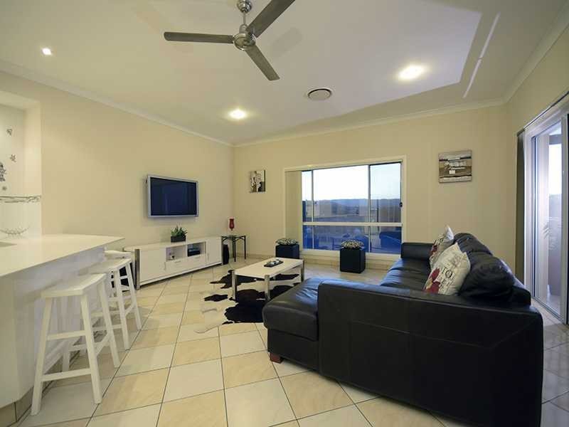 5 Allardyce Crescent, Pacific Pines QLD 4211