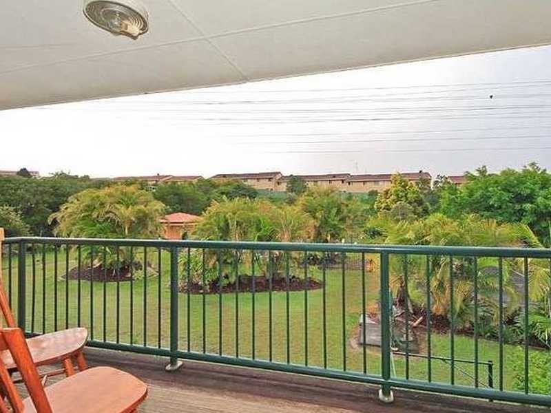 28/120 Highfield Drive, Merrimac QLD 4226