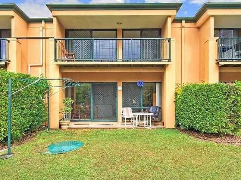 28/120 Highfield Drive, Merrimac QLD 4226