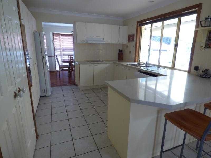 17 Pleasant Court, Cleveland QLD 4163