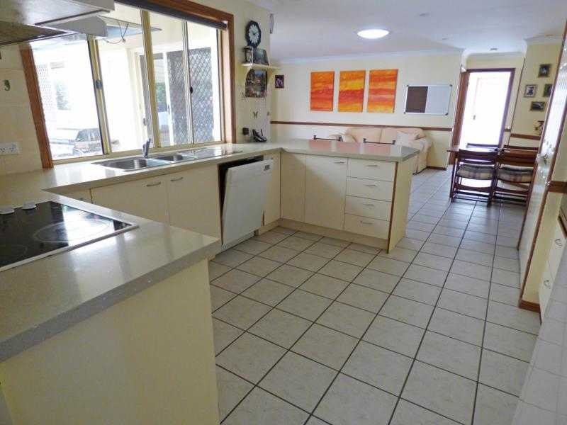 17 Pleasant Court, Cleveland QLD 4163