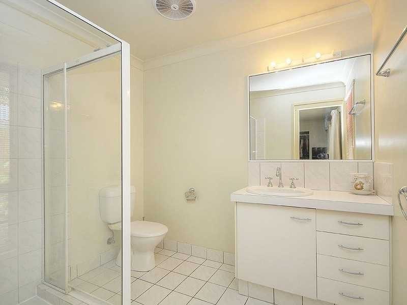 20 Presbytery Lane, Molendinar QLD 4214