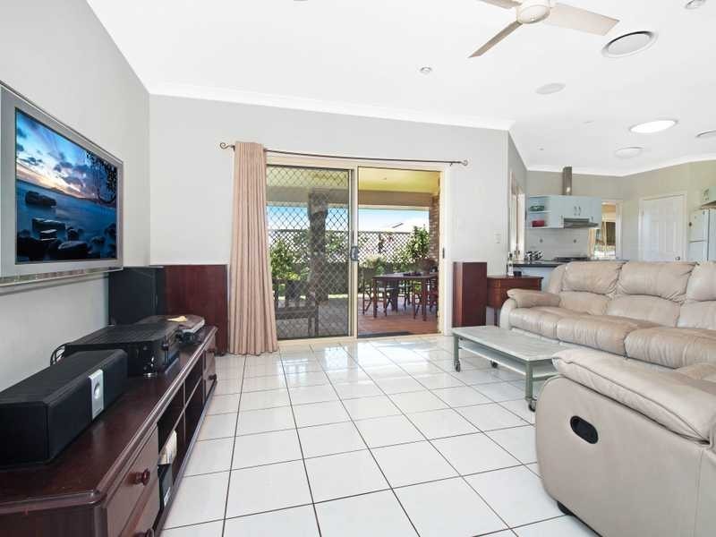 15 Highgreen Place, Thornlands QLD 4164