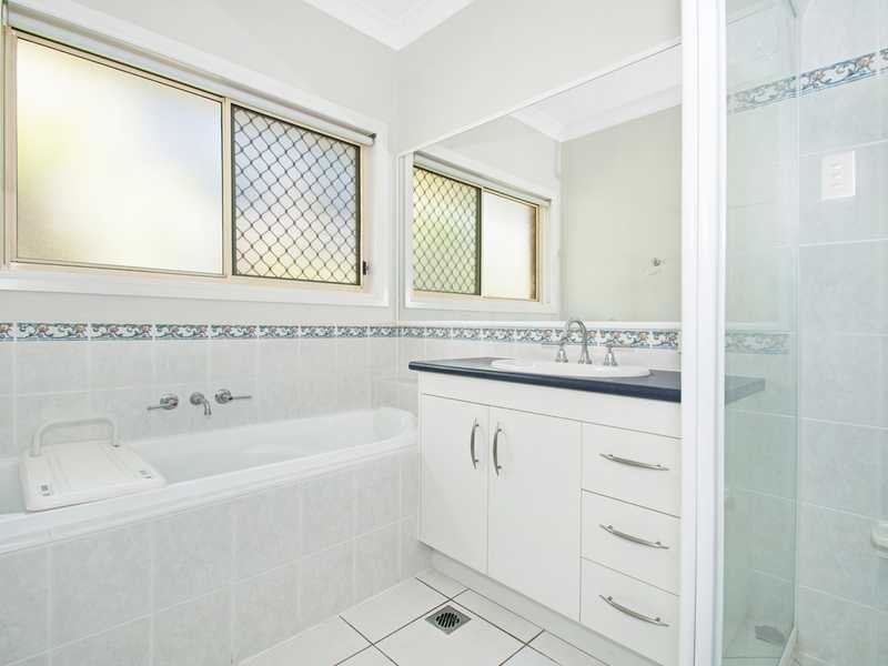 15 Highgreen Place, Thornlands QLD 4164