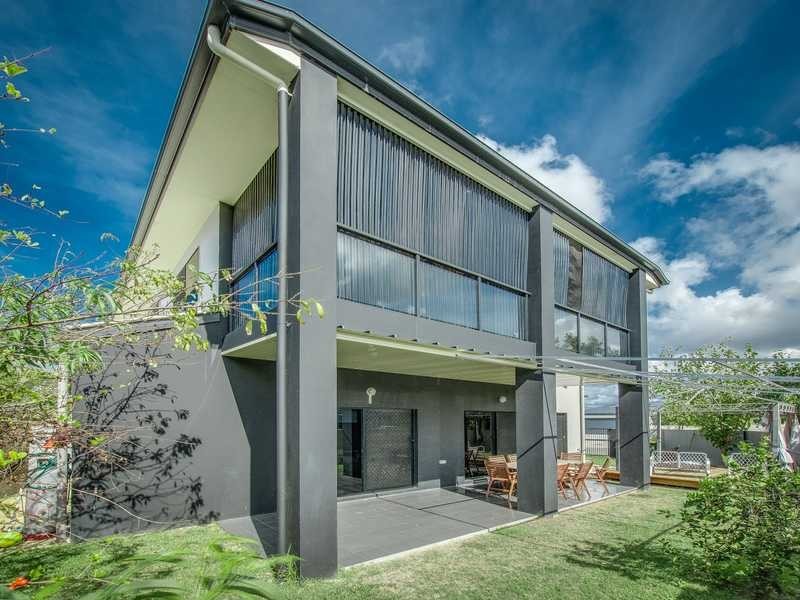 Hope Island QLD 4212