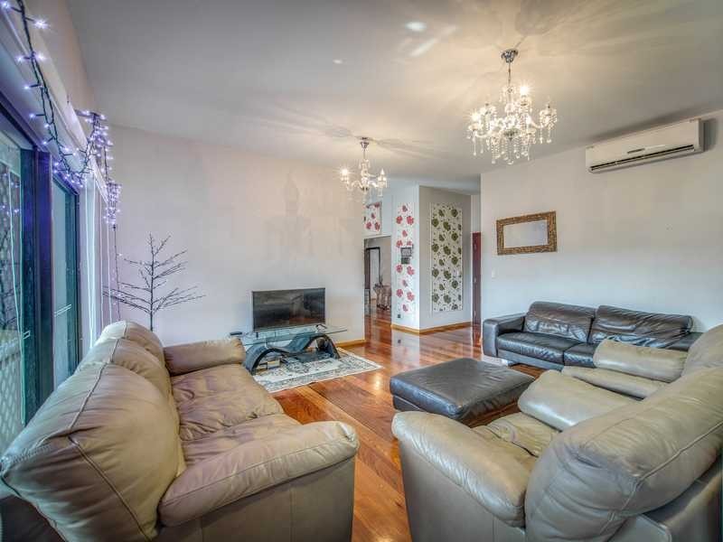 Hope Island QLD 4212