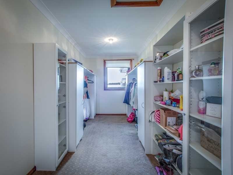 Hope Island QLD 4212